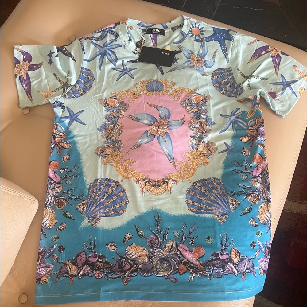 Colorful Seashell Print T-Shirt